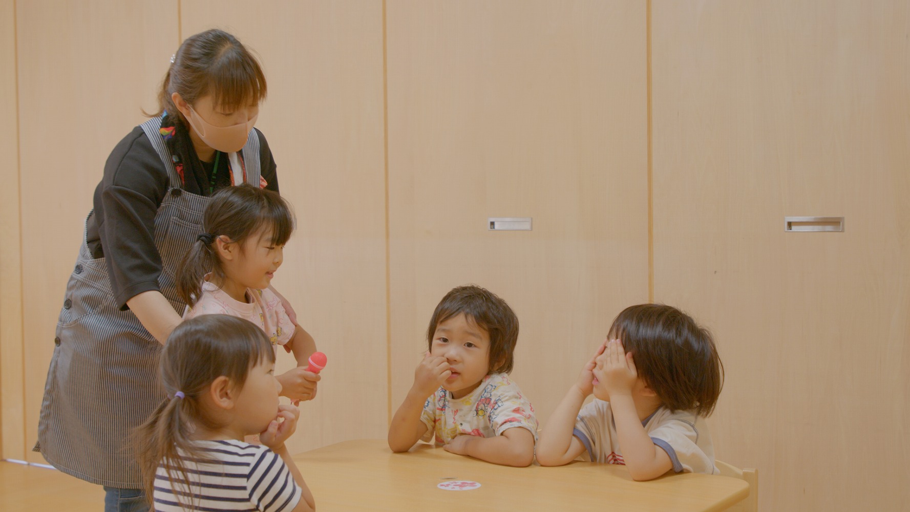 一緒に楽しく働いていただける看護師、保育補助、保育士を募集中